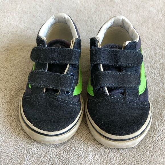 Vans Toddler Old Skool Sneakers - Picture 3 of 12